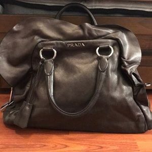 ✨Authentic Prada Leather Handbag✨